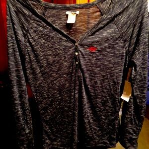 Levi’s women’s woven top NWT